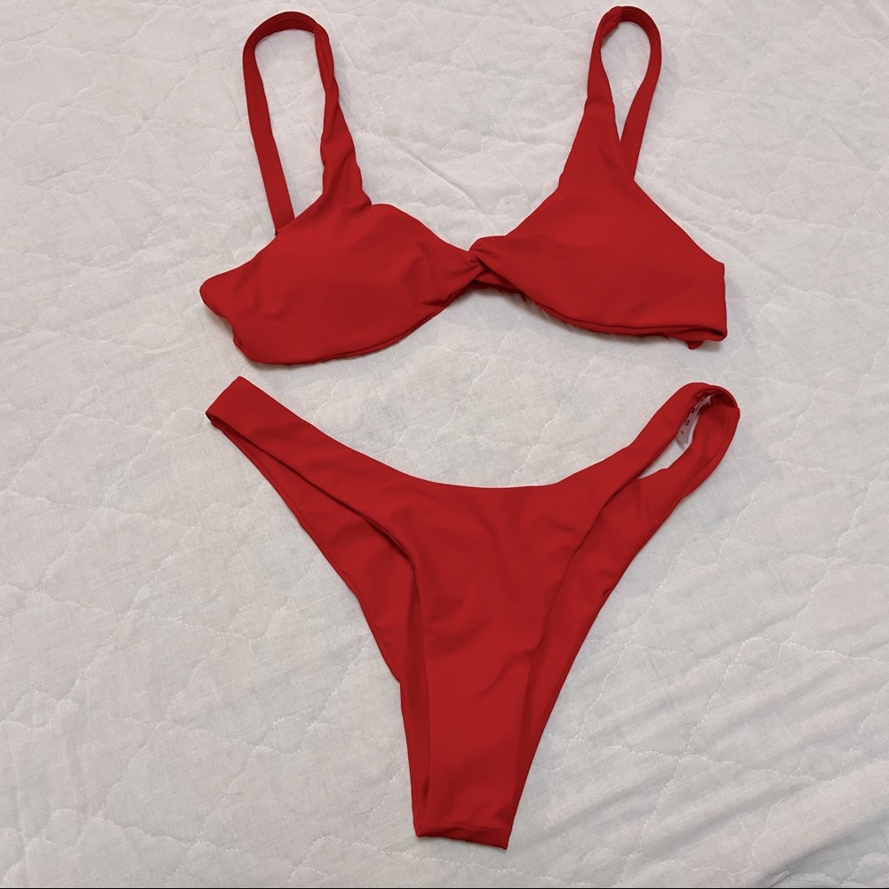 NWOT Red high waisted bikini size L